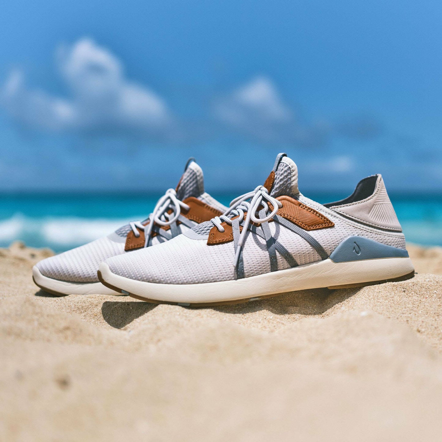 Olukai Mio Lī Athletic Shoes - Mist Grey / Poi