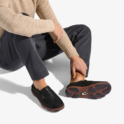 Olukai Moloā Leather Slip On Shoes - Black / Toffee