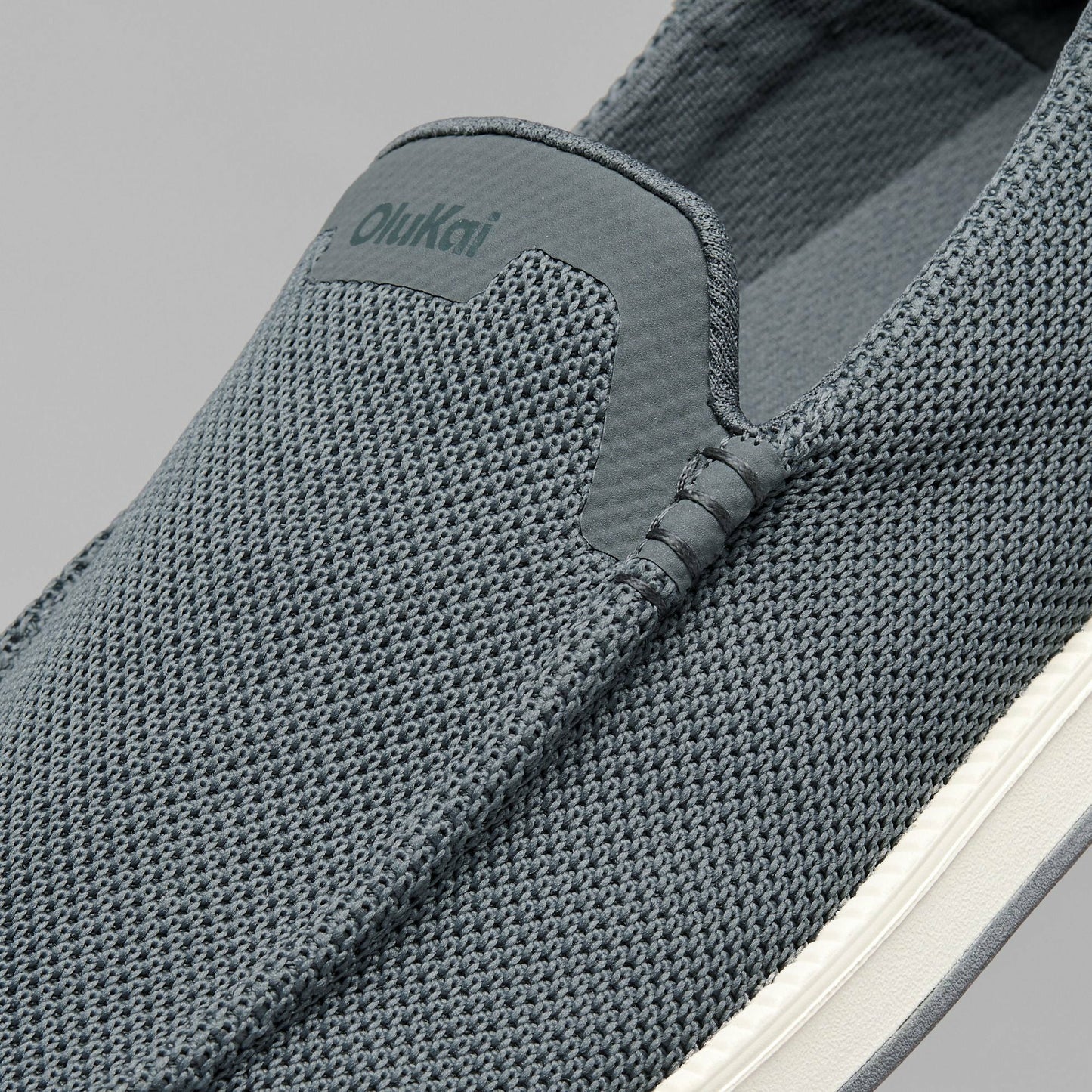 Olukai Kākaha Mesh Men‘s Slip-On Shoes - Rock