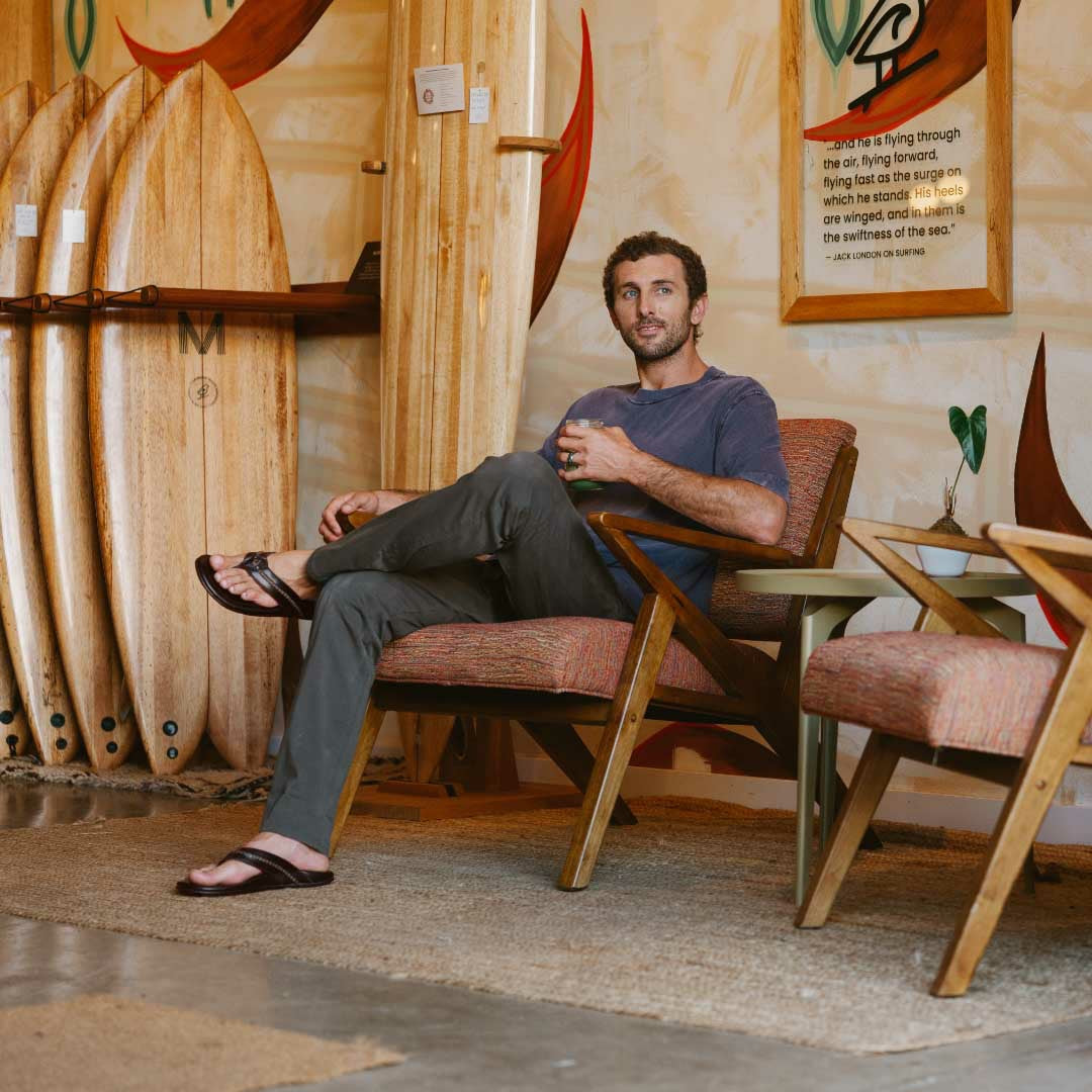 Olukai Mea Ola Leather Beach Sandals - Dark Java