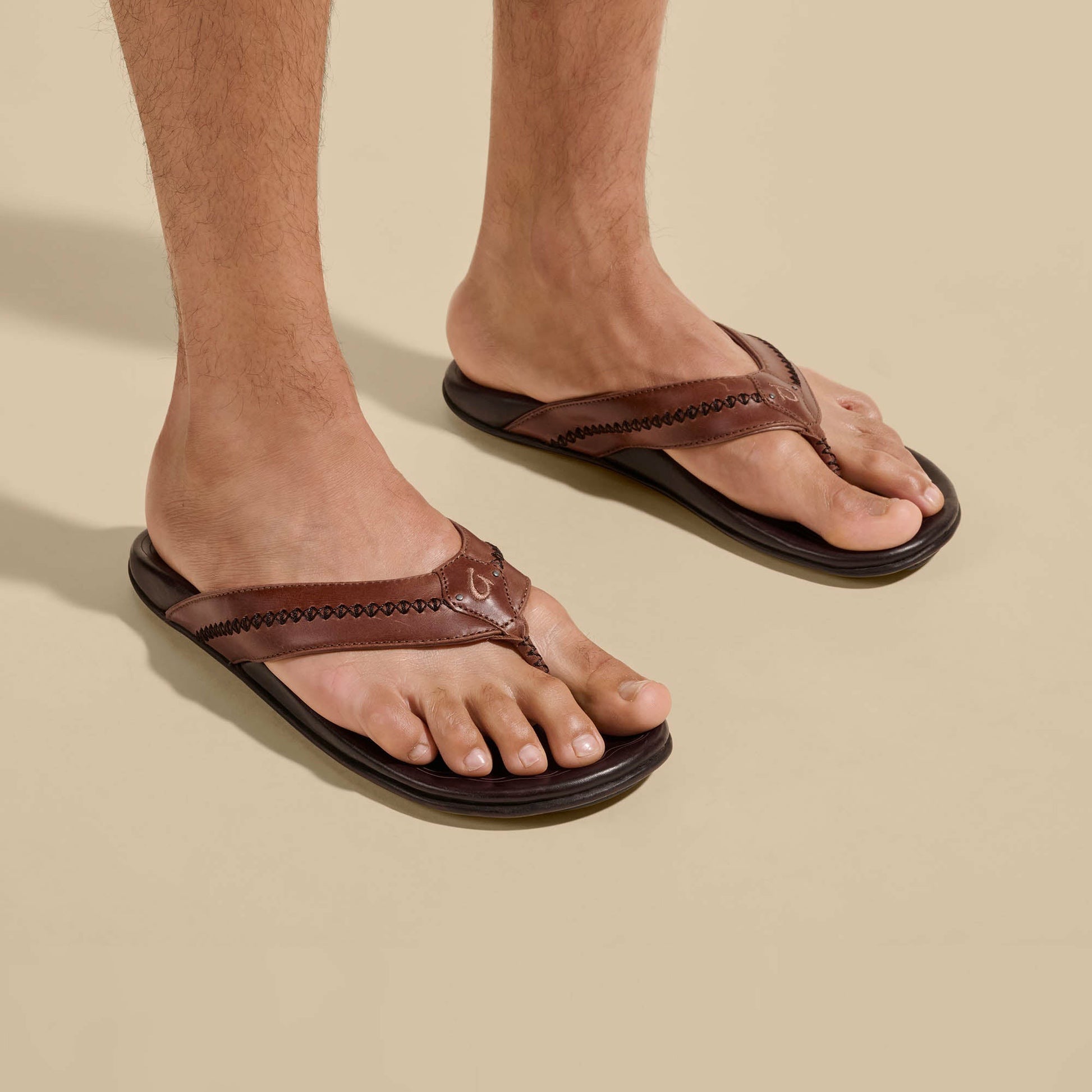 Olukai Mea Ola Leather Sandals - Tan / Dark Java
