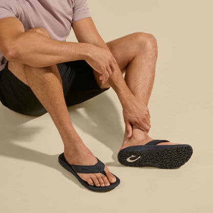Olukai ‘Ohana Best Selling Beach Sandals - Black