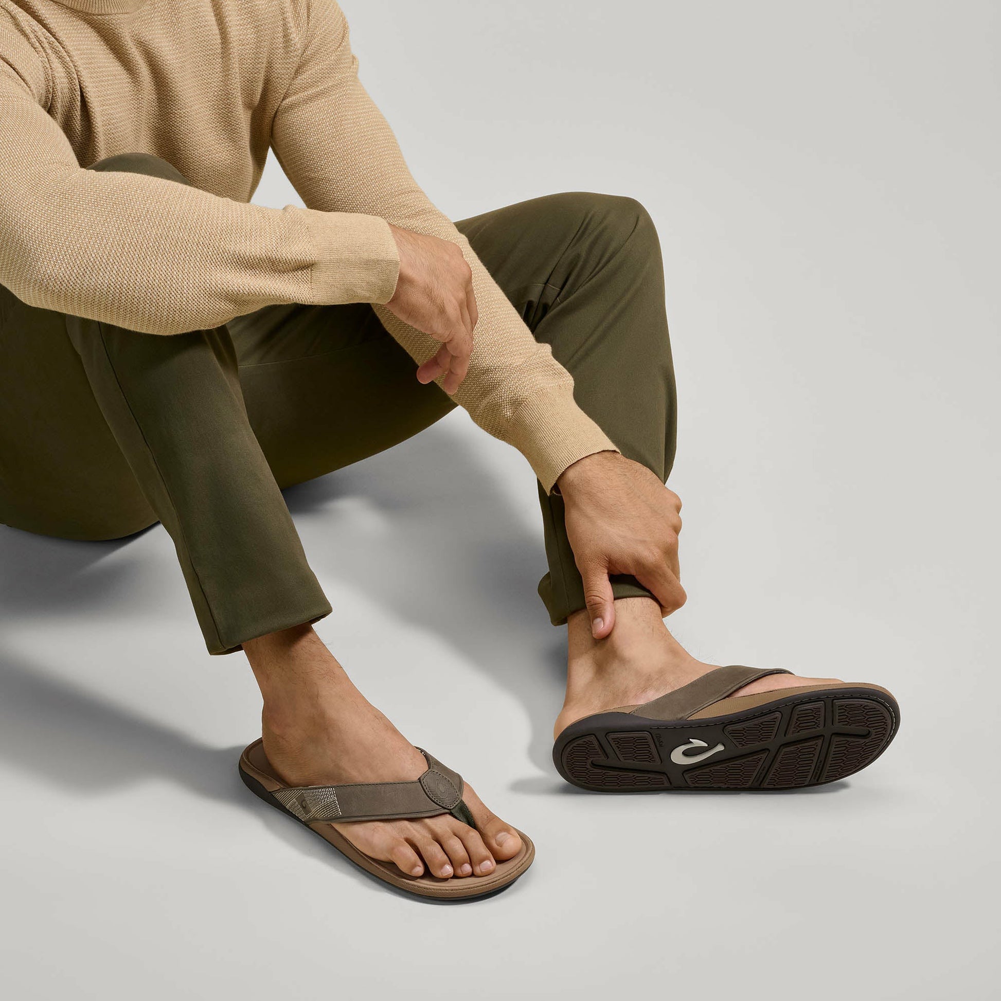Olukai Tuahine Waterproof Leather Beach Sandals - Hunter