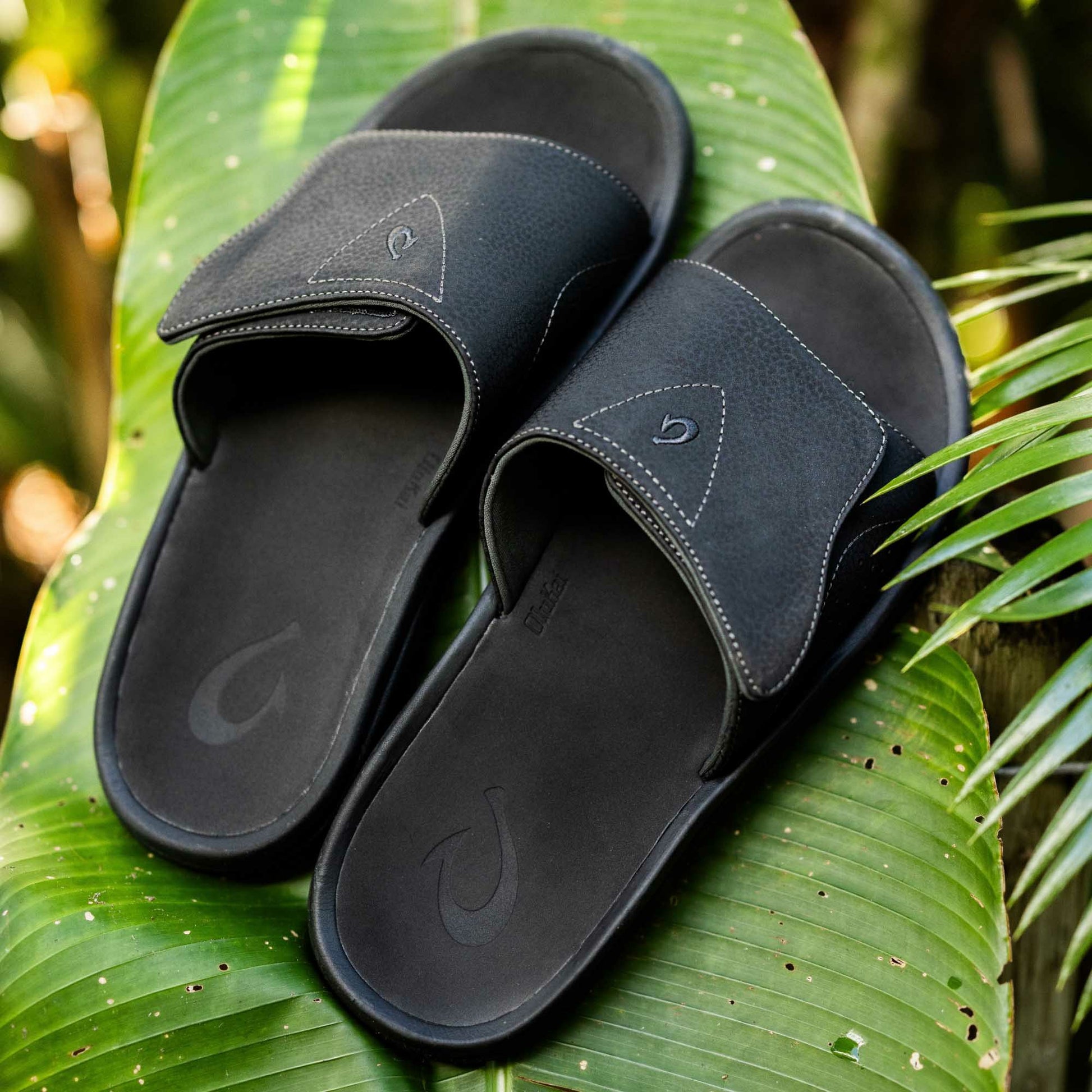 Olukai Nalu Slide Beach Slide Sandals - Black