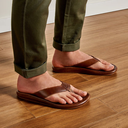 Olukai ‘Ilikai Men‘s Leather Sandals - Toffee
