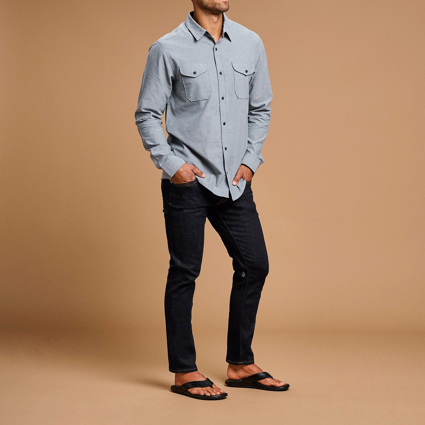 Olukai Mekila Full-Grain Leather Beach Sandals - Black