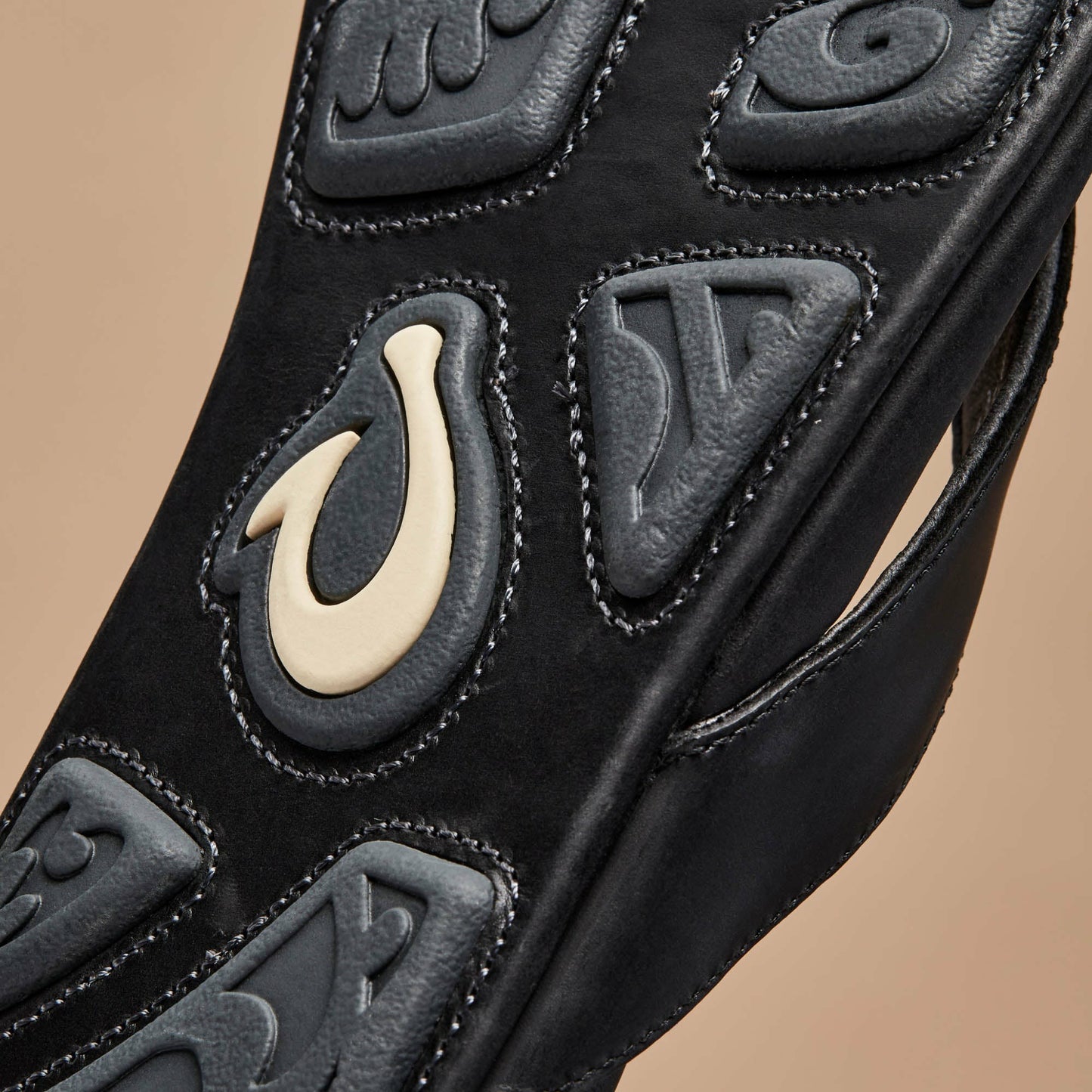 Olukai Mekila Full-Grain Leather Beach Sandals - Black