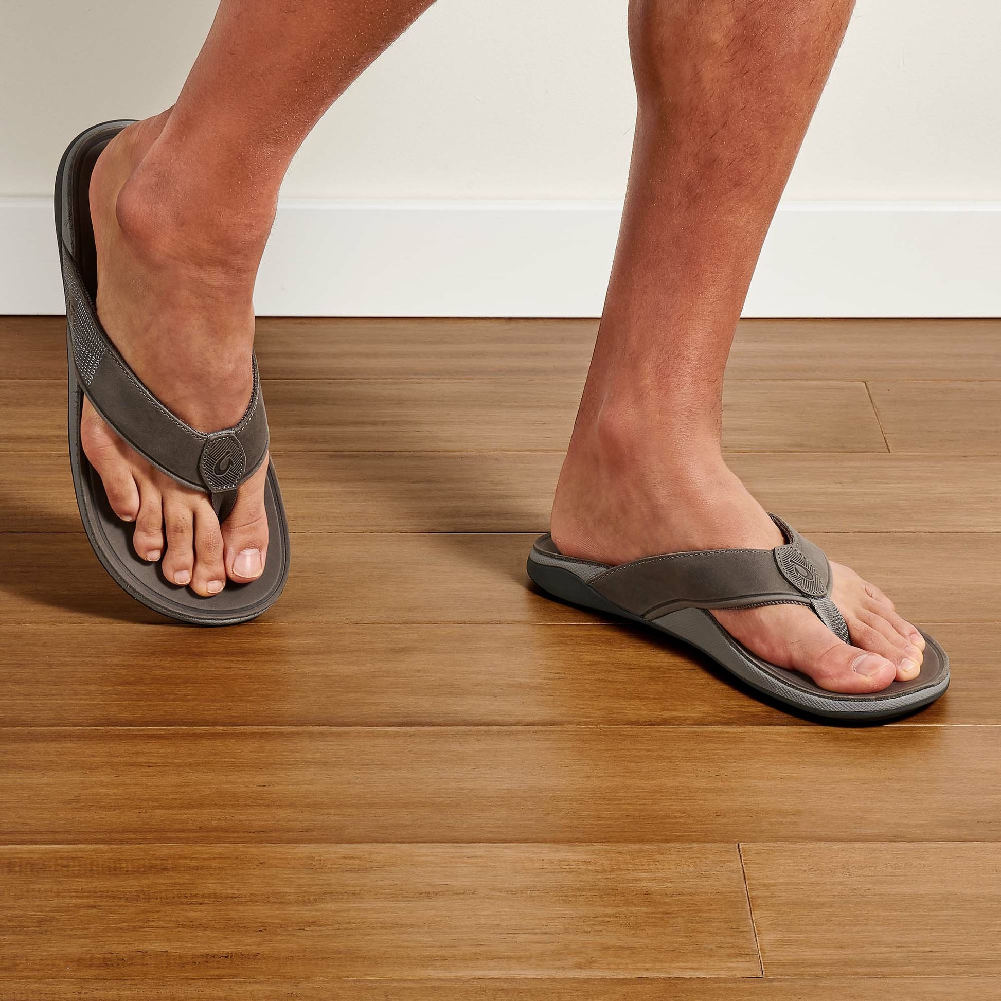 Olukai Tuahine Waterproof Leather Beach Sandals - Lagoon