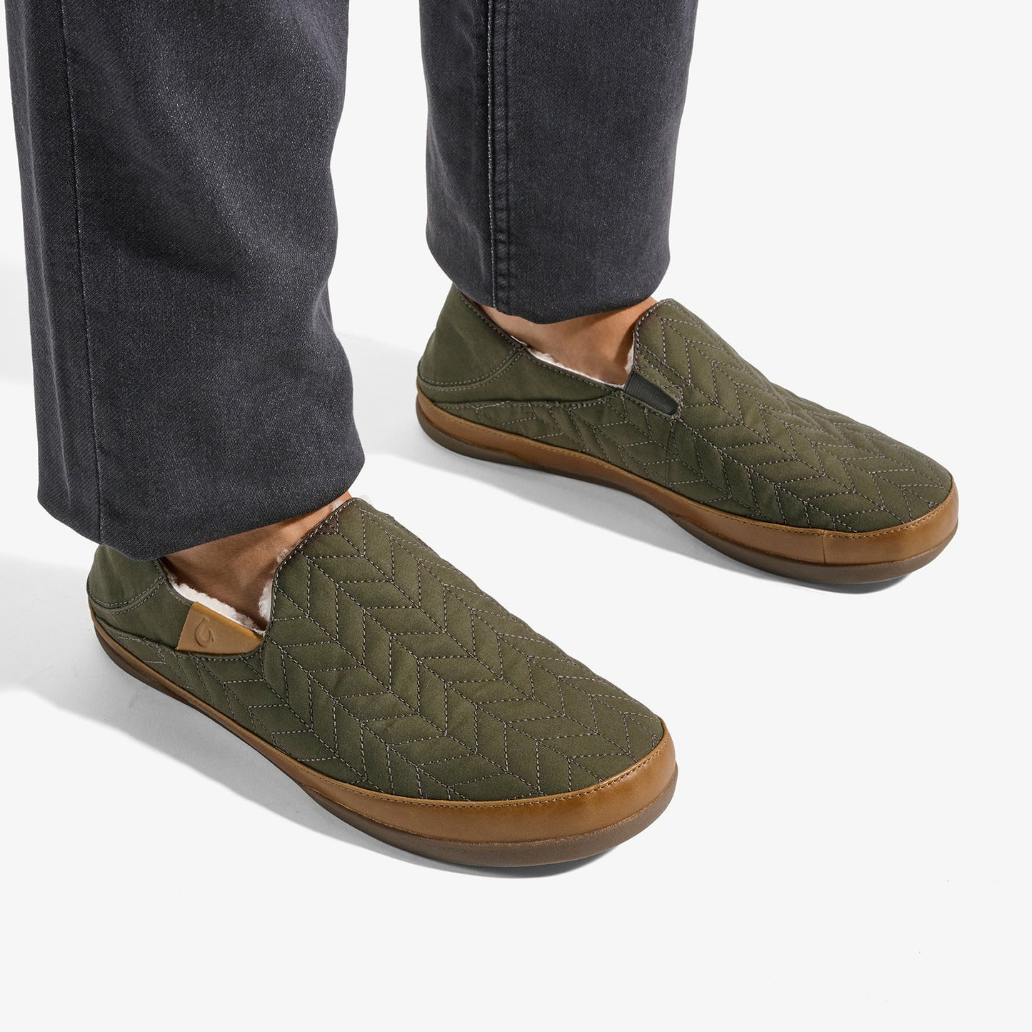 Olukai Hanohano Waxed Canvas Slippers - Husk