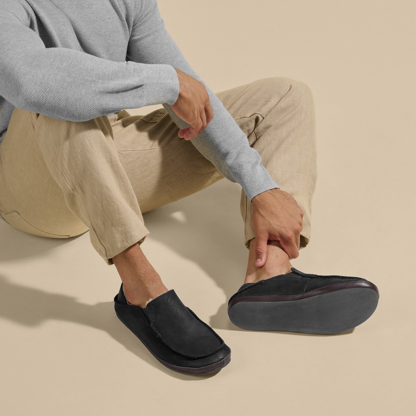 Olukai Moloā Slipper - Black / Dk Java