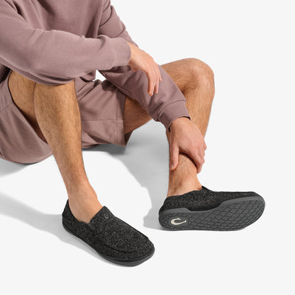 Olukai Moloā Hulu Wool Slippers - Black