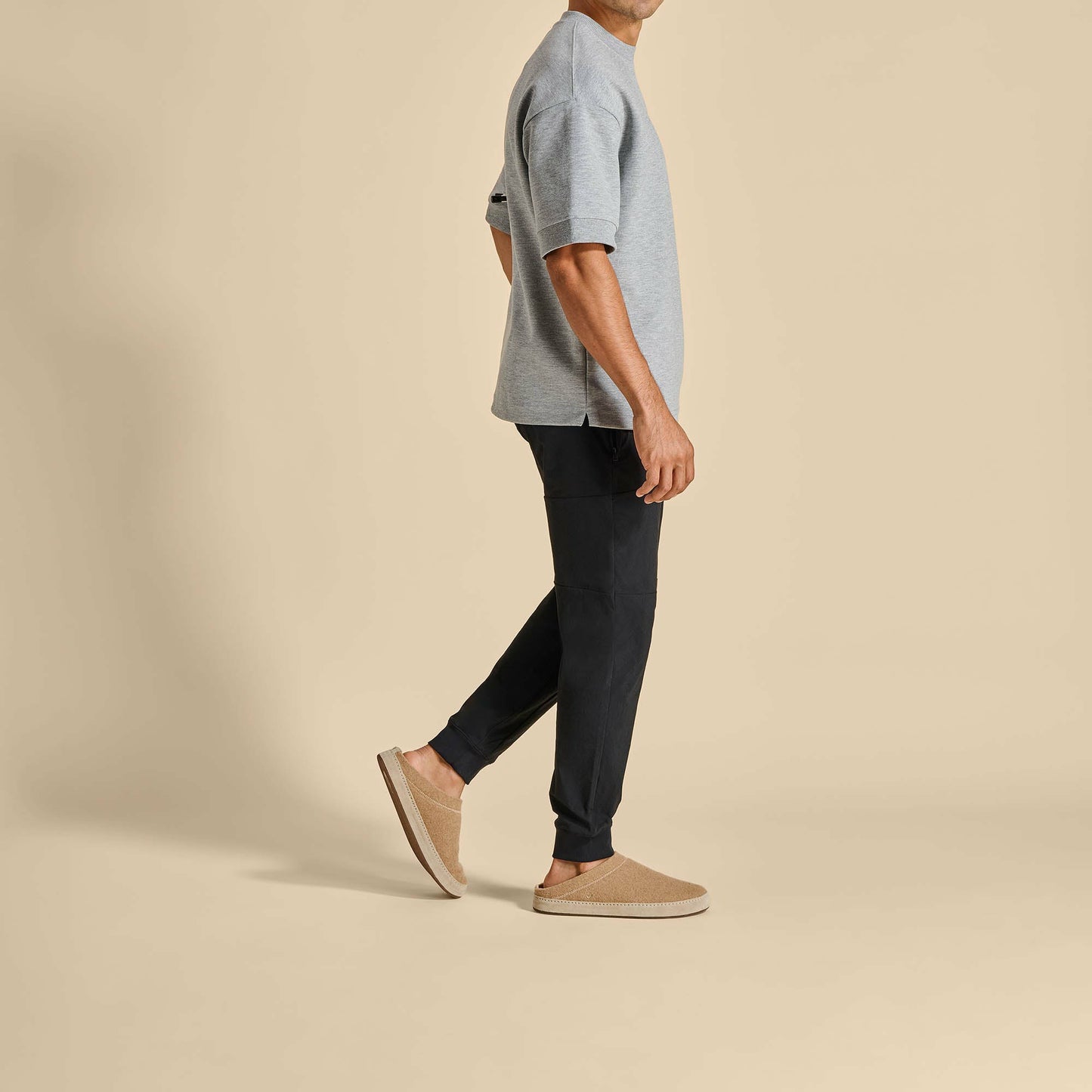 Olukai Hāmani Hulu Wool Mule Slippers - Oatmeal