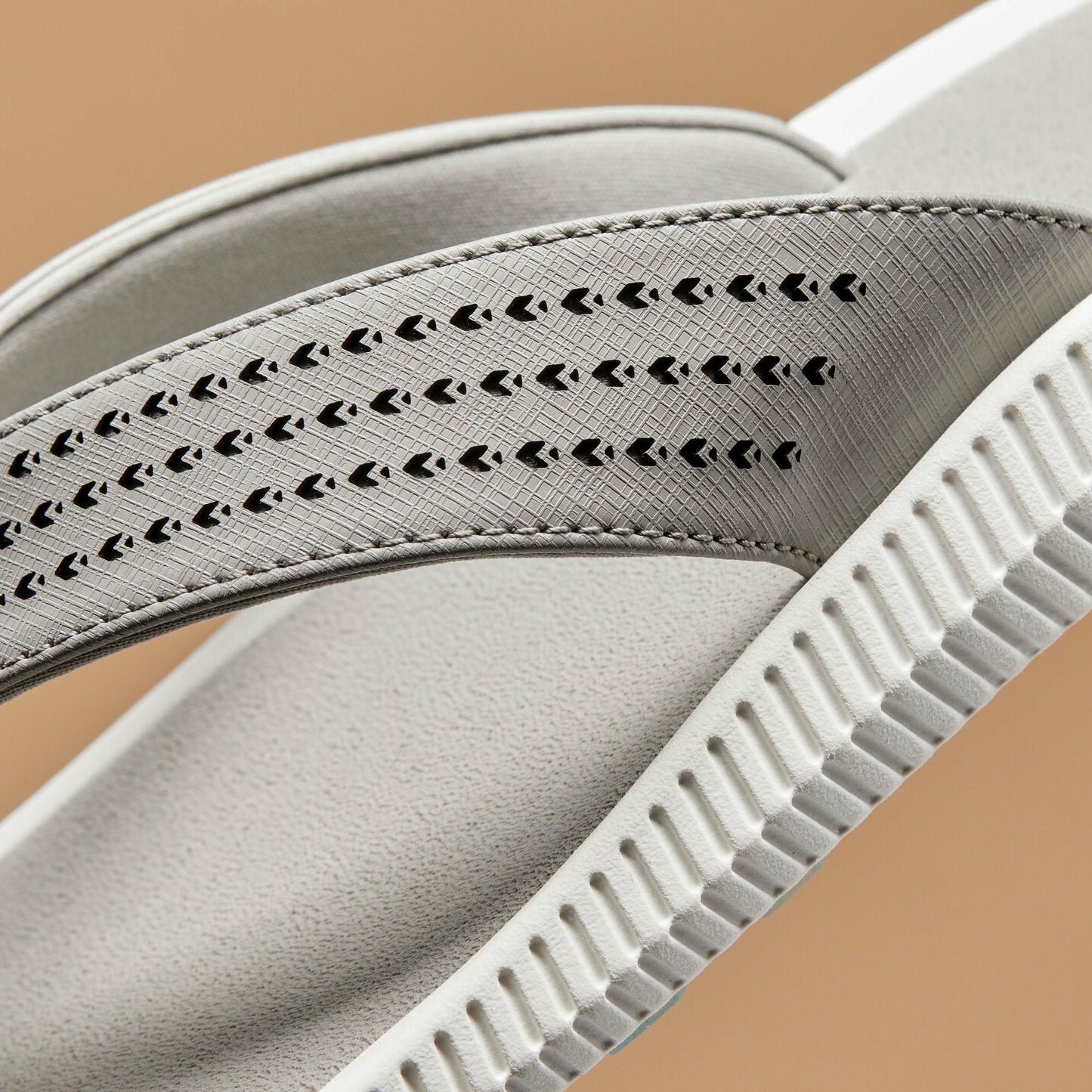 Olukai Ulele Golf Golf Sandals - Ash