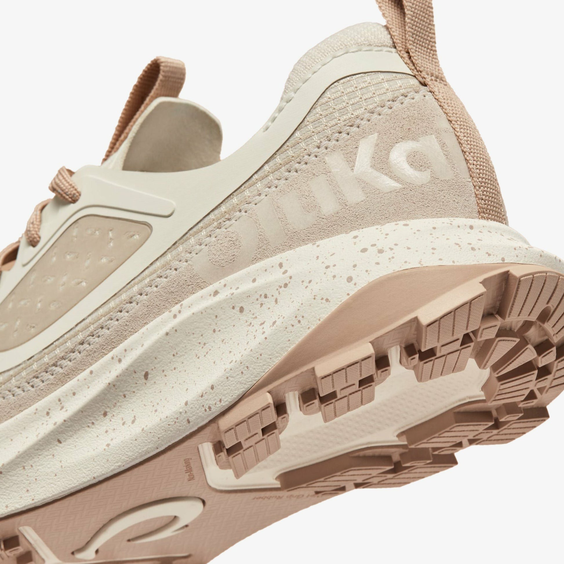 Olukai Makiki - White Sand / Tapa