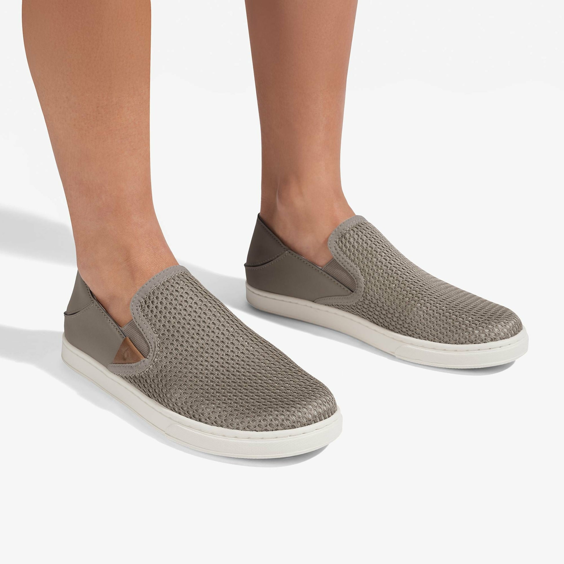 Olukai Pehuea - Taupe Grey / Taupe Grey