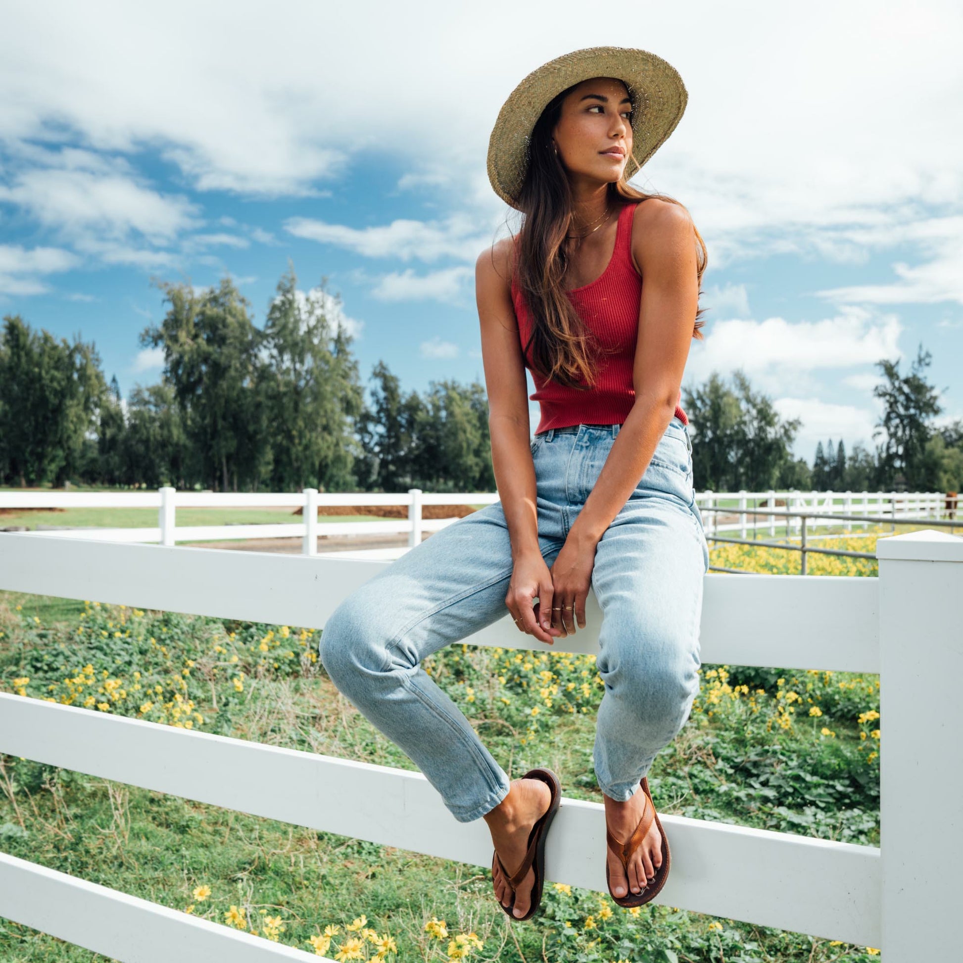 Olukai Paniolo Leather Beach Flip Flops - Natural