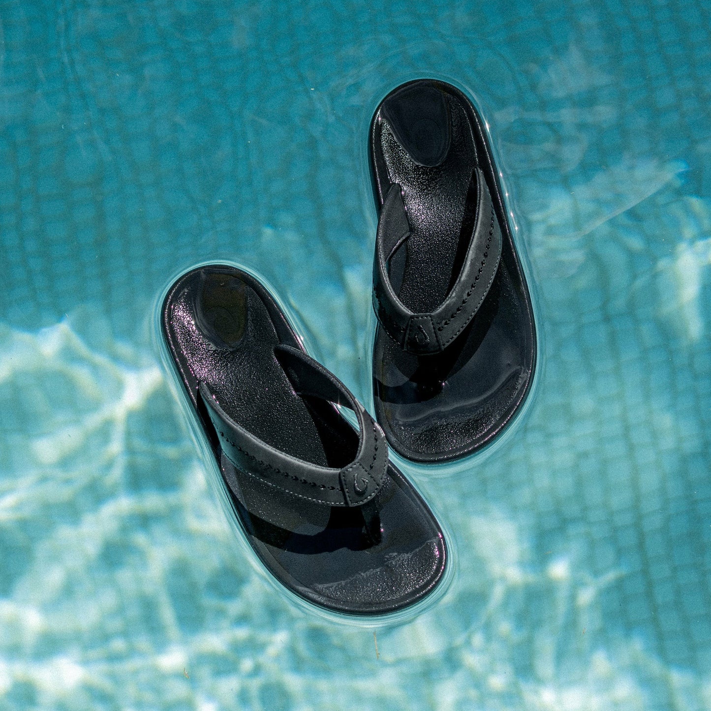 Olukai Ulele - Black / Black