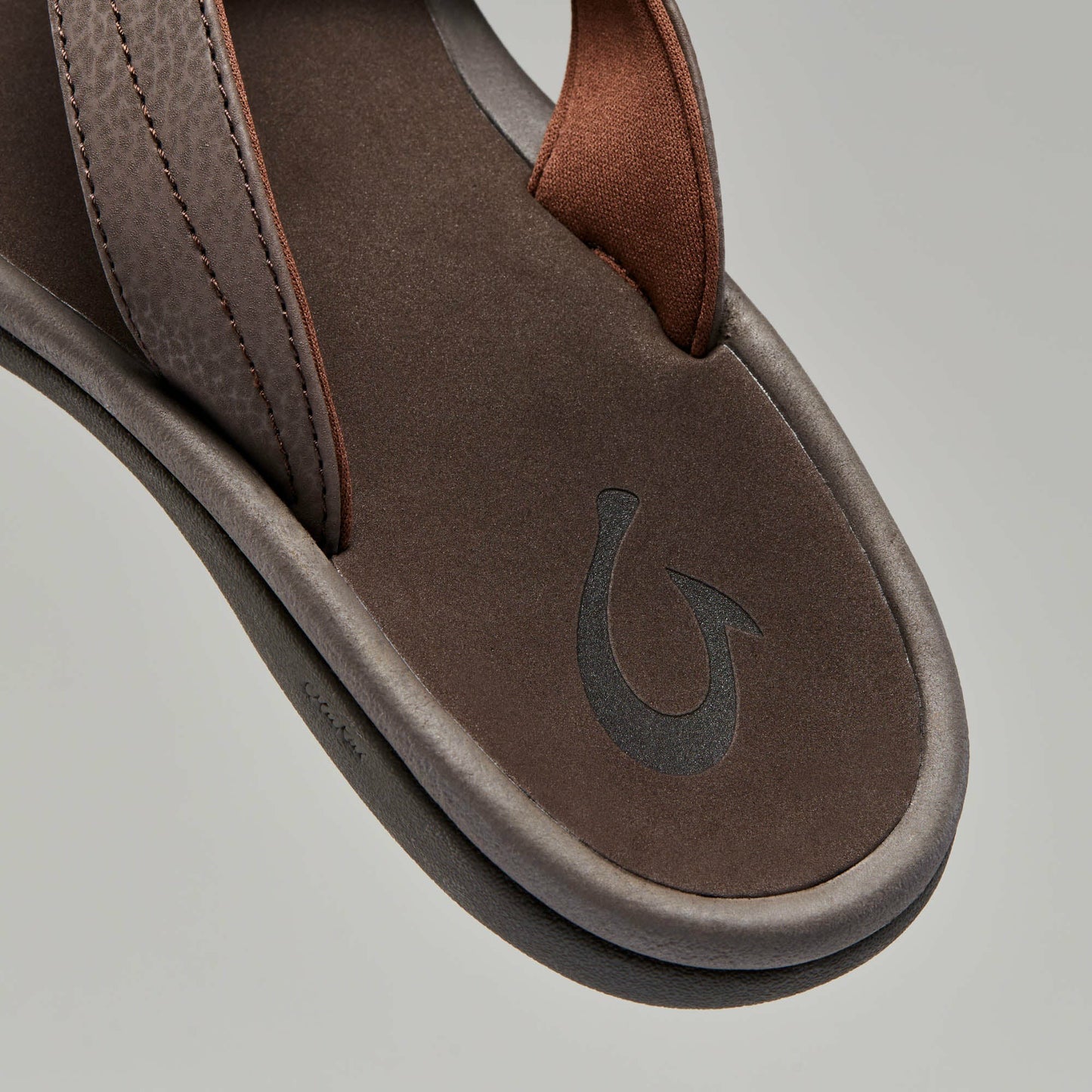 Olukai ‘Ohana Best Selling Beach Sandals - Dark Java