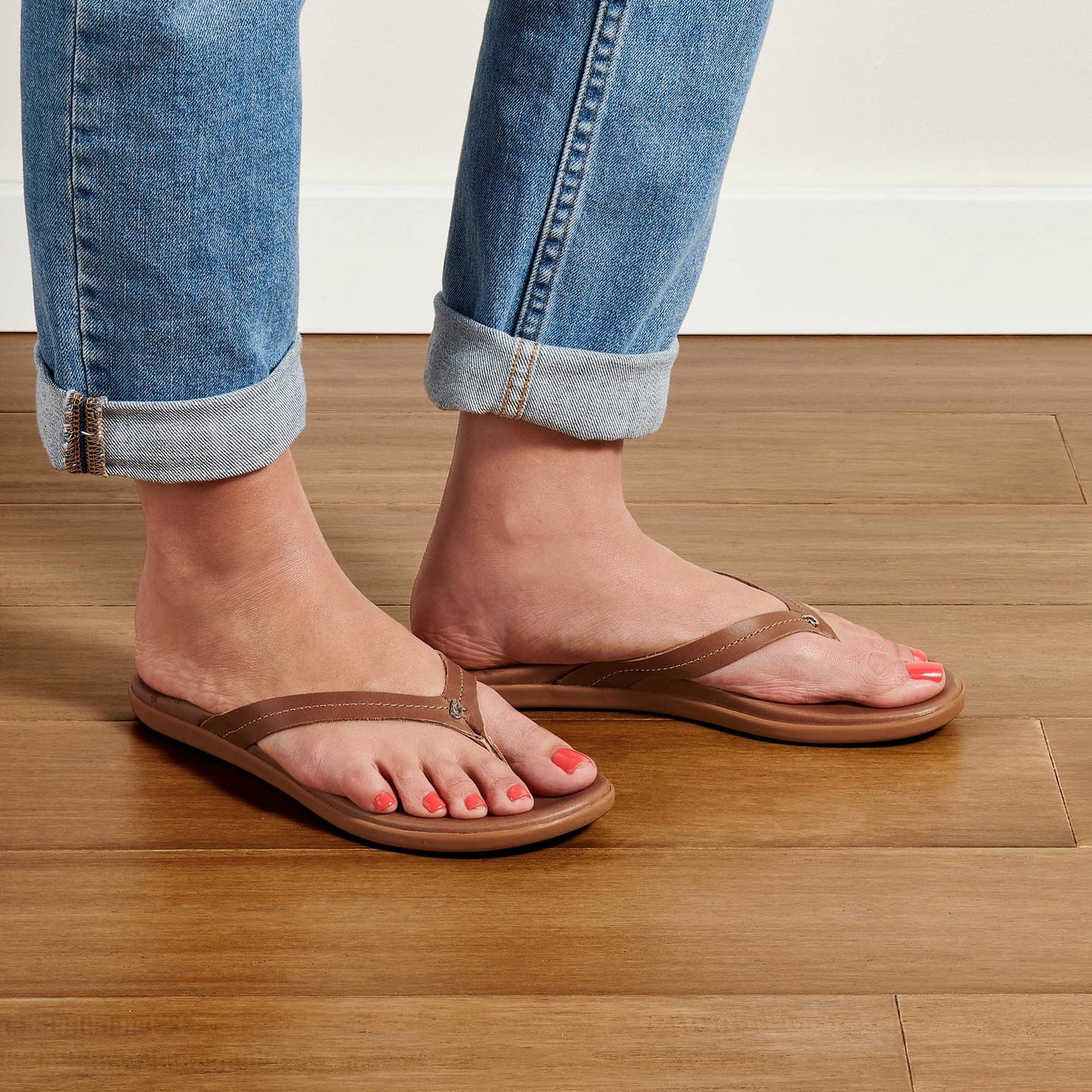 Olukai Honu Leather Beach Sandals - Tan