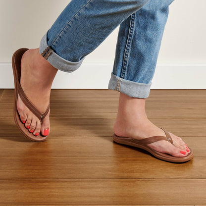 Olukai Honu Leather Beach Sandals - Tan