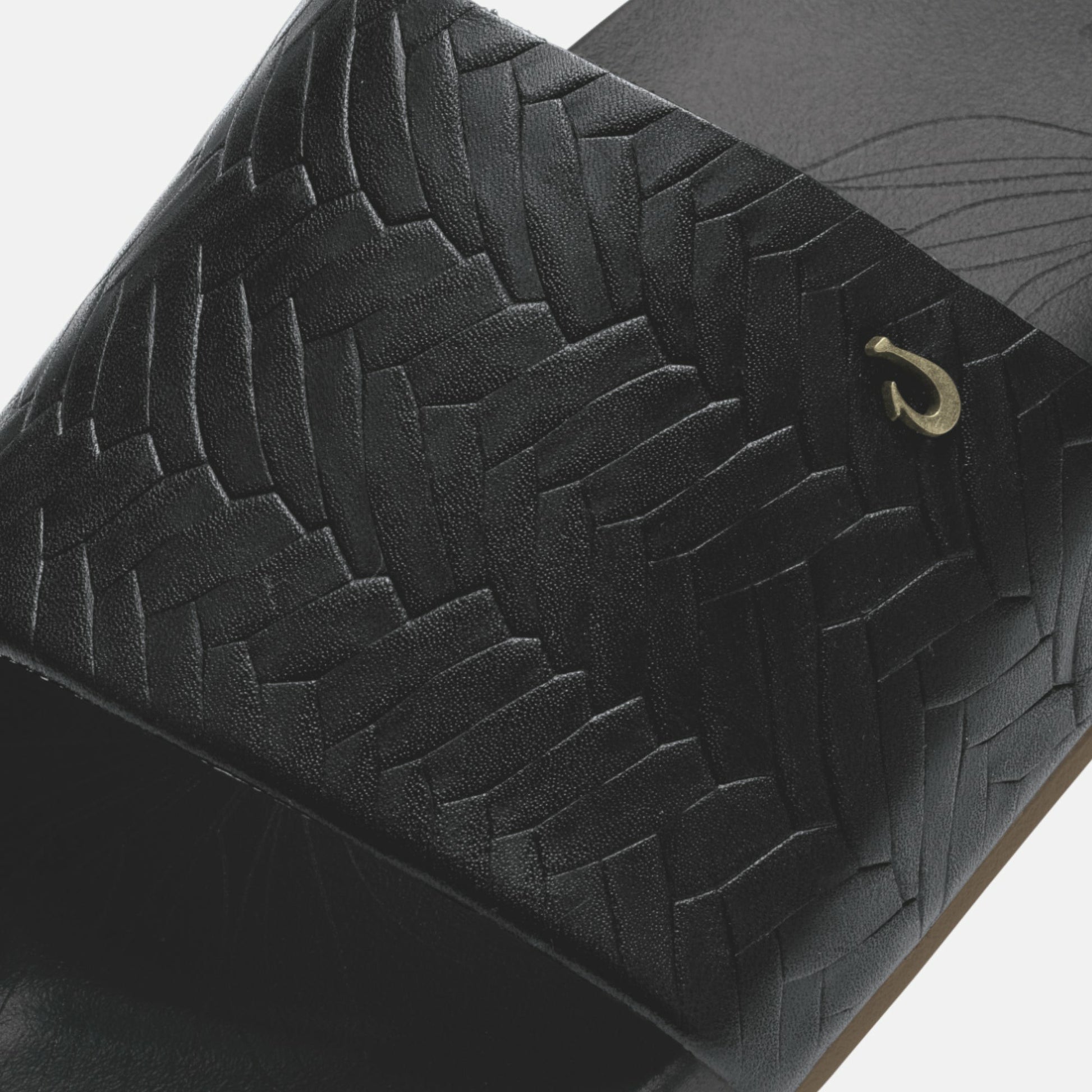 Olukai Kīpe‘a Pono - Black / Weave