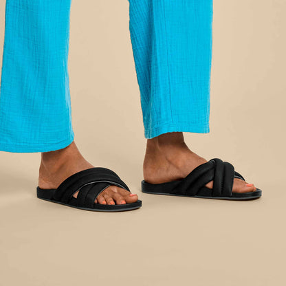 Olukai Hila Beach Slide Sandals - Black