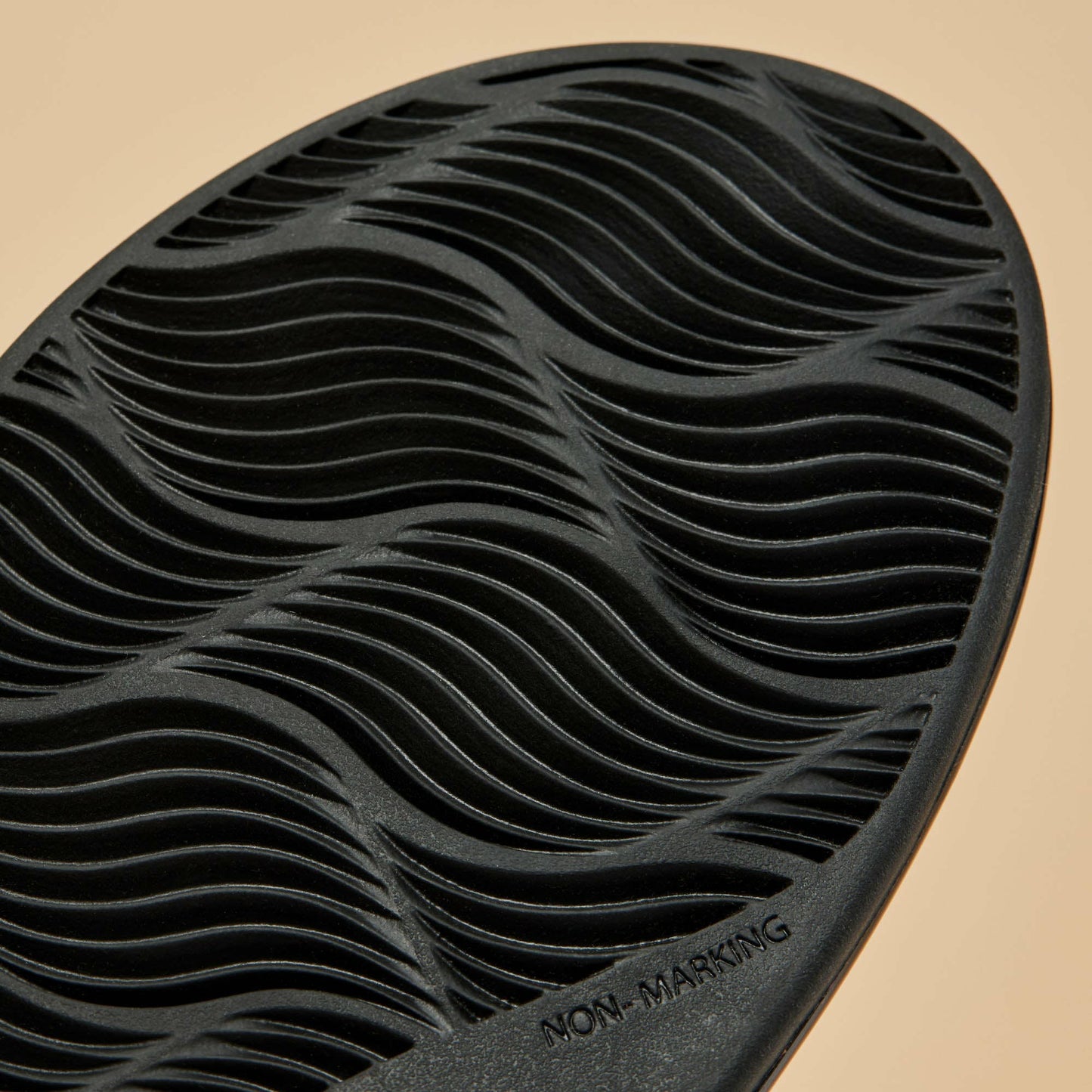Olukai La‘i Slide Slide Beach Sandals - Black