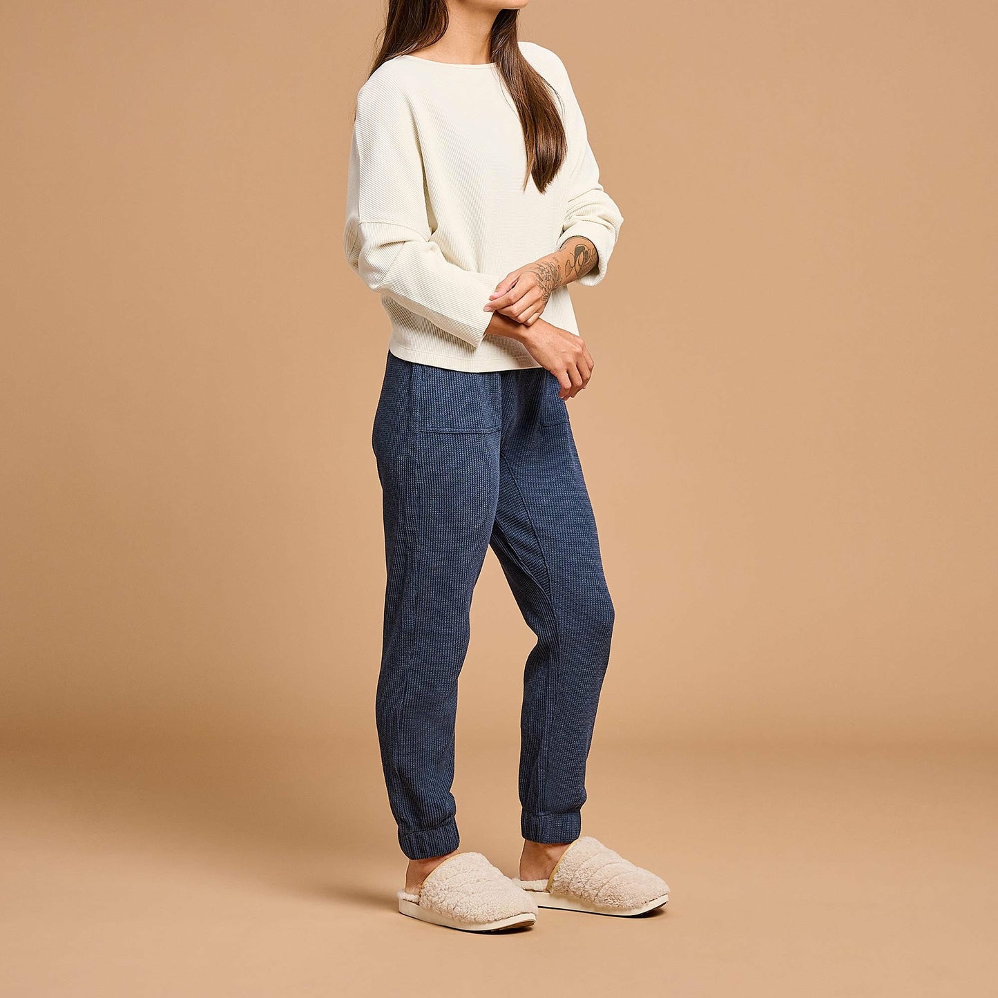 Olukai Pūpū Mua Shearling Mule Slipper - Tapa