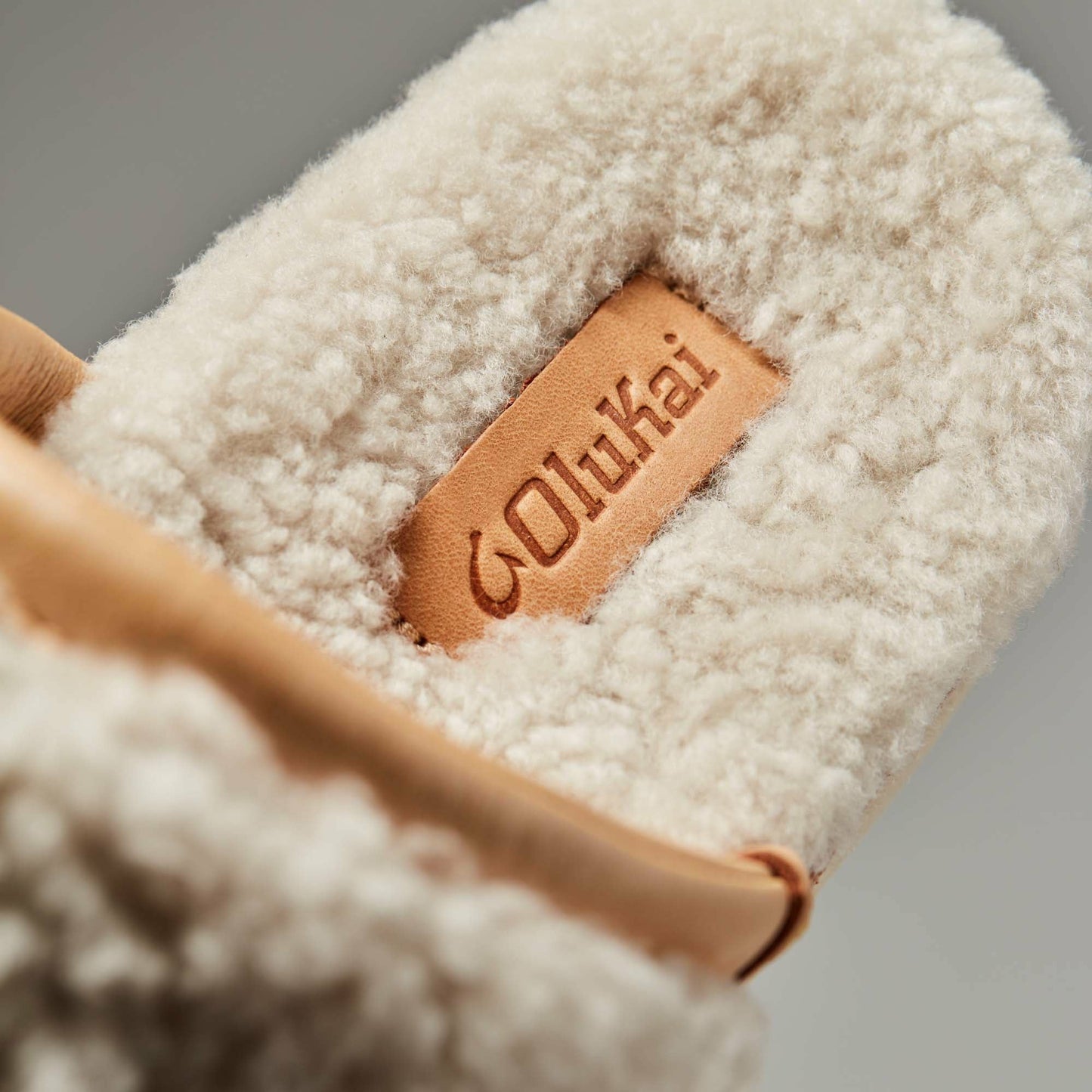 Olukai Pūpū Mua Shearling Mule Slipper - Tapa