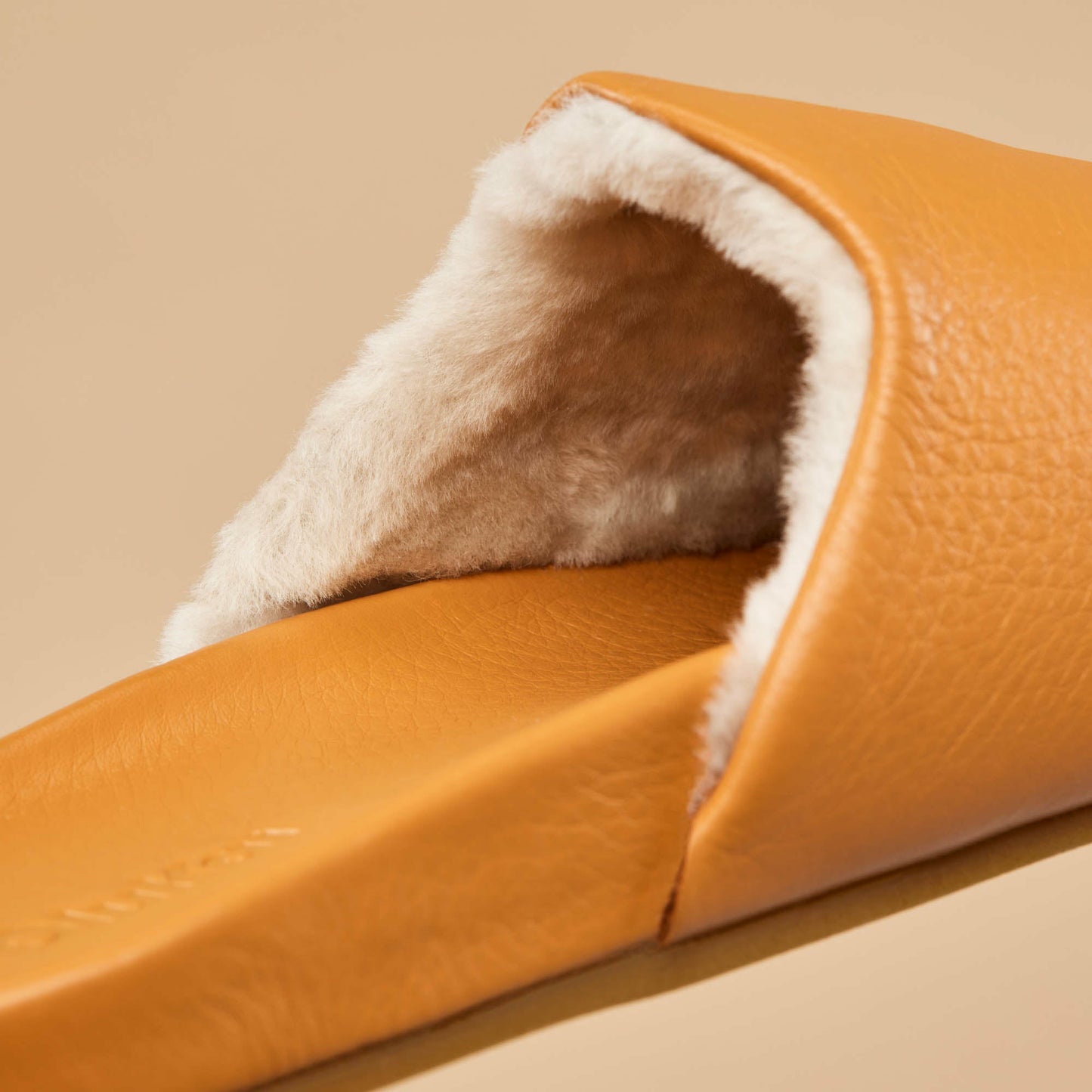 Olukai Kōnea Leather Slipper Mules - Saddle