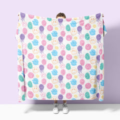Smiley Fuzzy Throw Blanket For Bedrooms And Dorm Rooms / Top Trenz For Sale