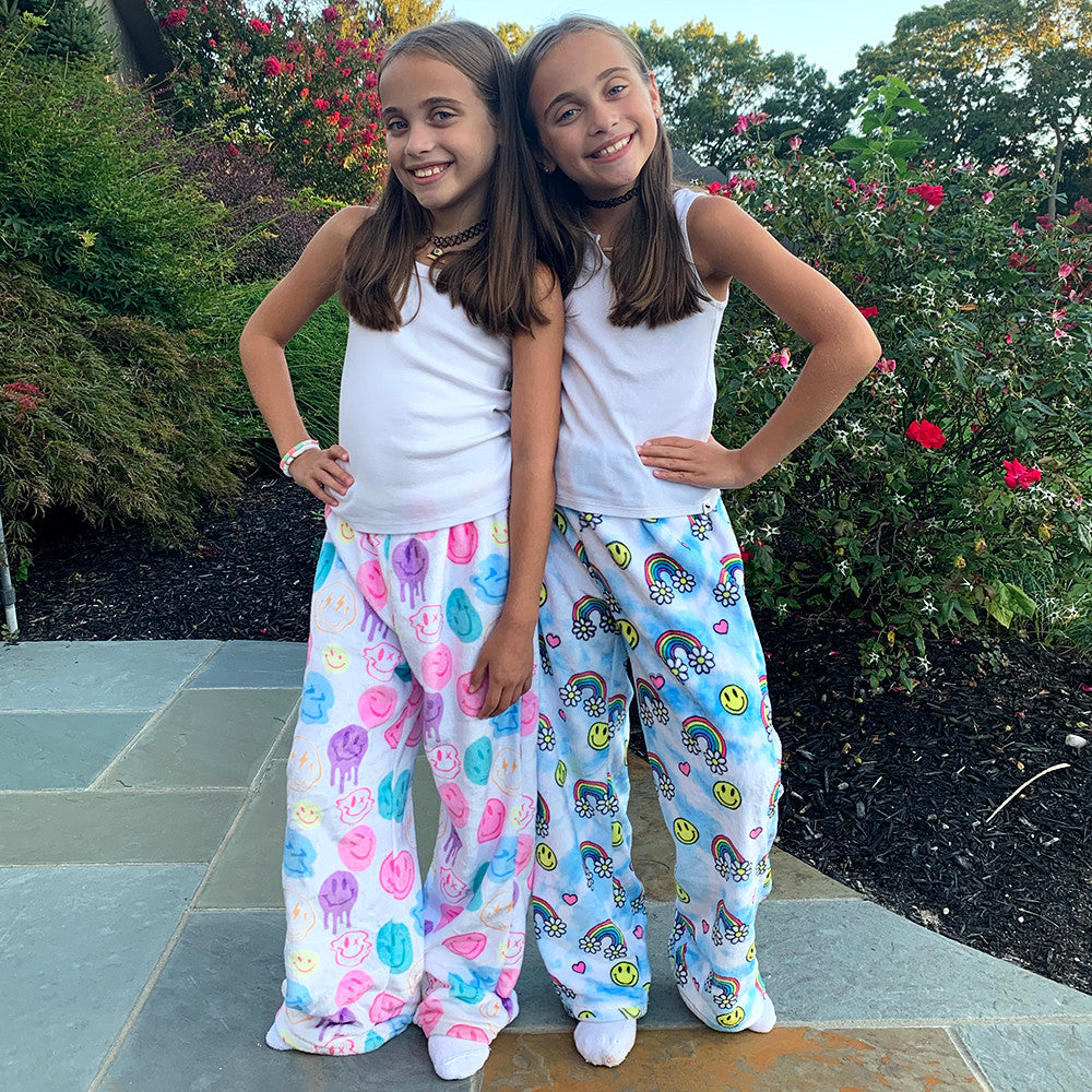 Fuzzy Smile Lounge Sleepwear For Kids And Tweens / Top Trenz Online Shop